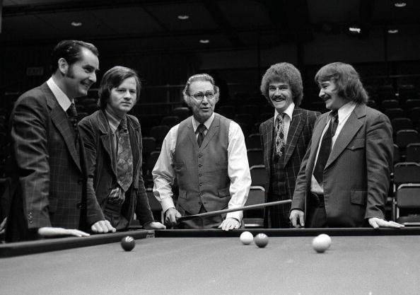 相较之下 相较之下